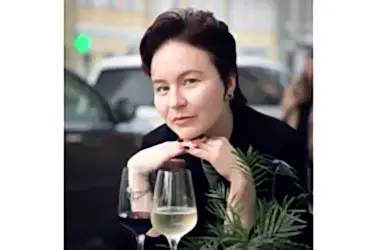 Сомелье с опытом более 10 лет