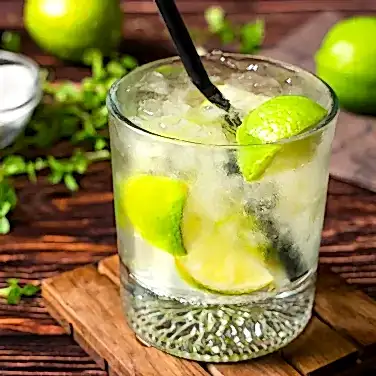 Коктейль Кайпиринья